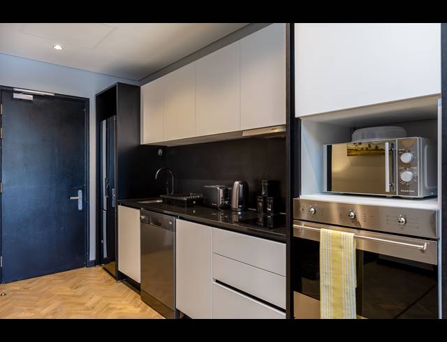 1 BEDROOM APARTMENT TO LET IN CAPE TOWN CITY CENTRE